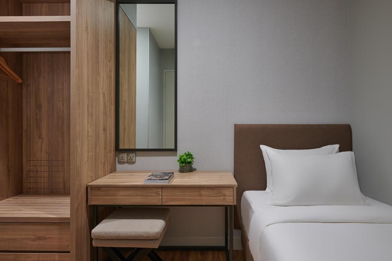 Mercure Living Putrajaya Eksteriør billede A bedroom at the hotel