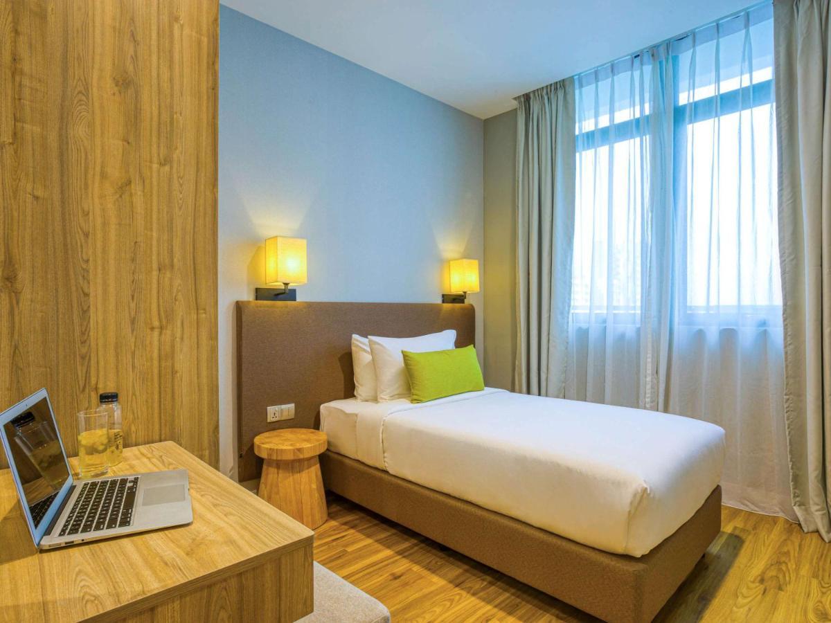 Mercure Living Putrajaya Eksteriør billede A single room at the hotel