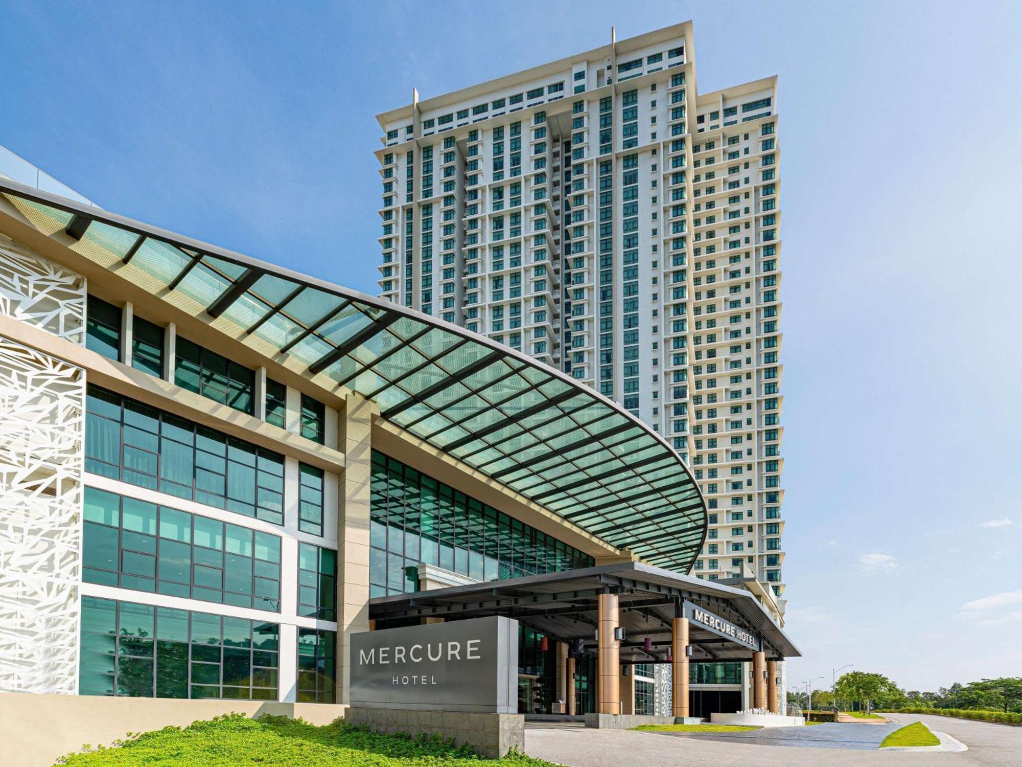 Mercure Living Putrajaya Eksteriør billede Mercure Hotel, Vietnam